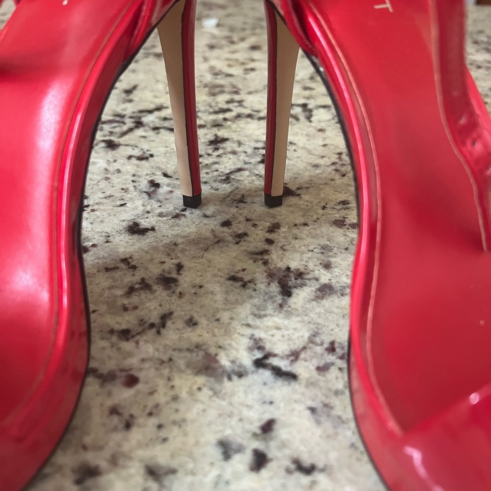 Nine West - Picture 4 of 4